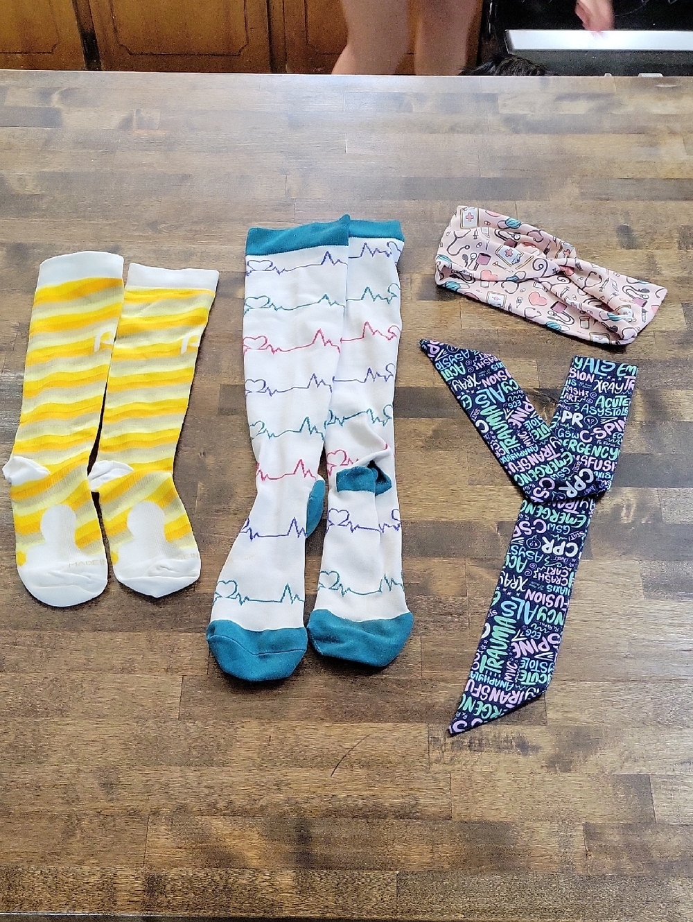 Colorful Socks and Hair Accessories Set - Yellow, Teal, White, Pink, Navy